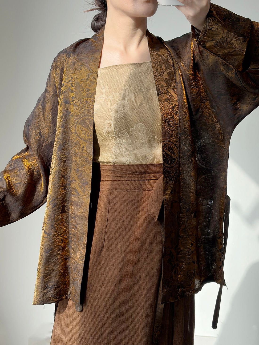 Dark Sleeve Fragrance [Sandalwood] Rayon Iridescent Batwing Sleeve Short Top w/ Darts & Wrap Skirt, Slimming Hanfu, Women's Daily