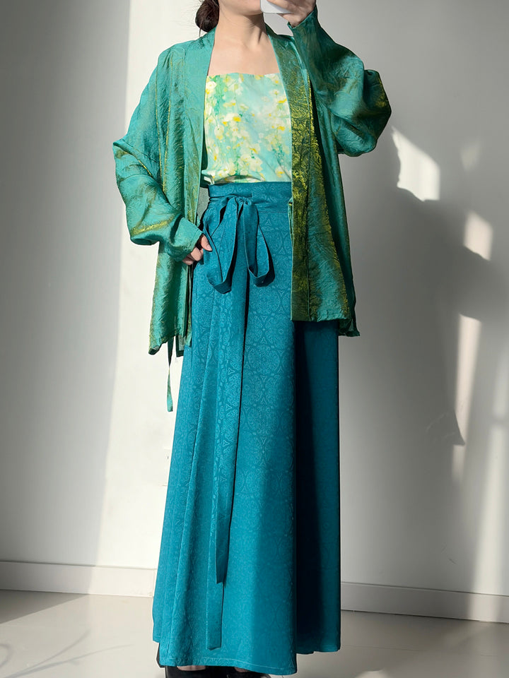 Anxiu Yingxiang [Qing Dai] Rayon Iridescent Plane-Sleeve Top & Tang Style 8-Panel Skirt, Hanfu Women Daily Wear