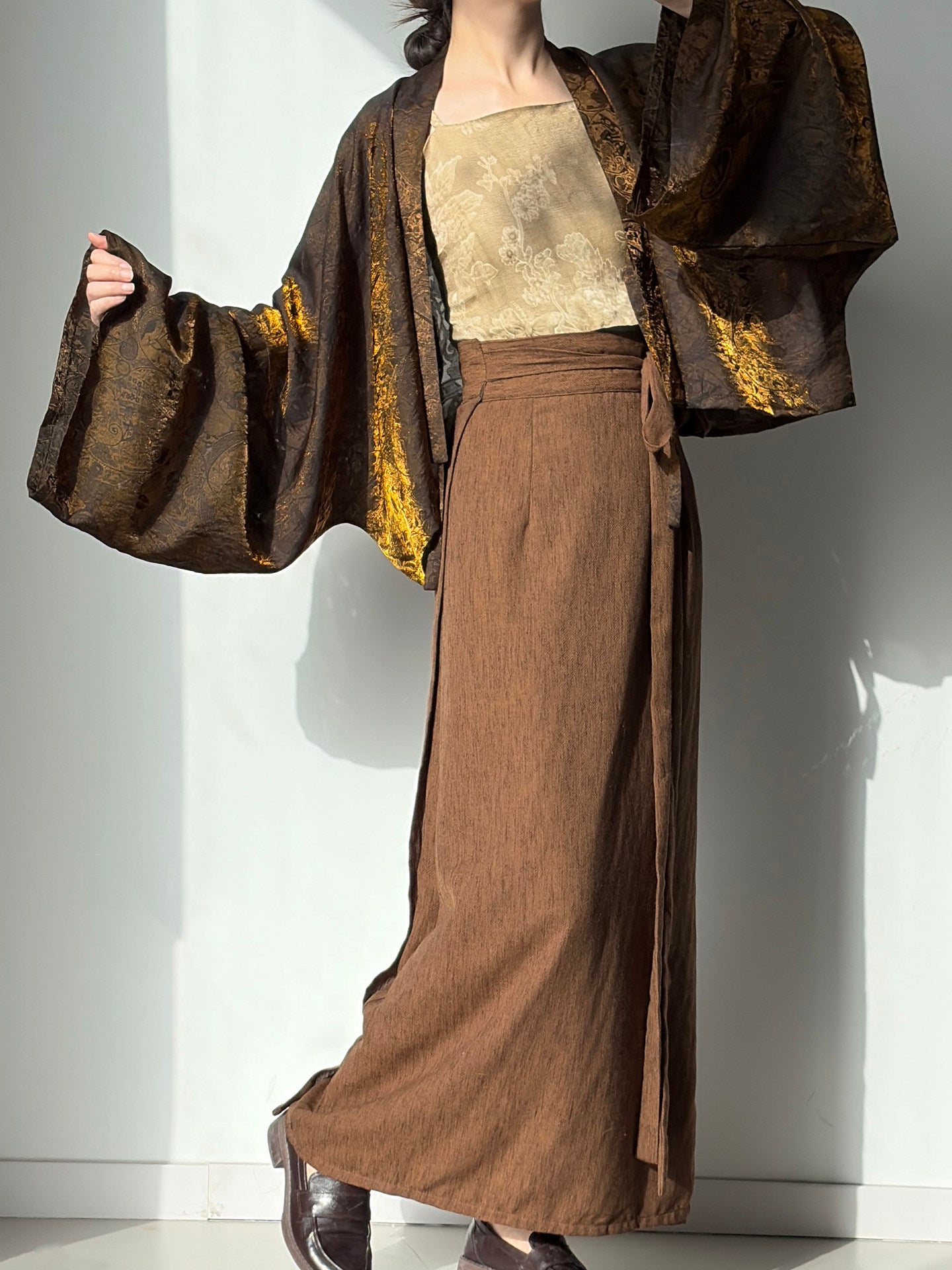 Dark Sleeve Fragrance [Sandalwood] Rayon Shimmer Short Top & Darted Wrap Skirt Slimming Hanfu Daily Commute