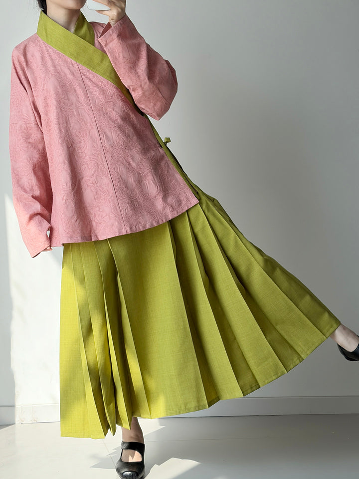 Anxiu Yingxiang Ming-style Hanfu - Cross-collar Short Top, Long Narrow Sleeves, Daily Commute & Office Wear