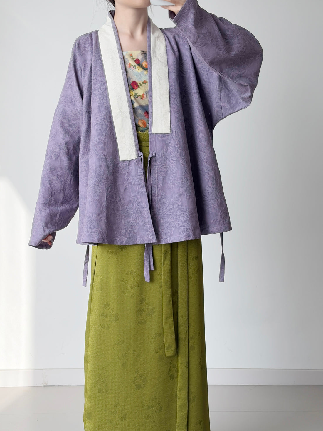 Dark Sleeve Fragrance Ming-Style Hanfu, Women's Purple Cross-Collar, Cotton & Linen Breathable, Daily Commute & Office