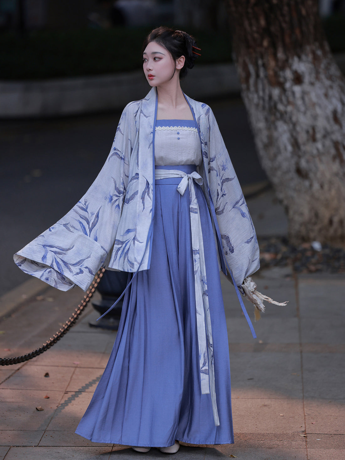 Zhi Nan Dreamlike Original Viscose Pleated Top & Elastic Waist Song-Style Pants Set, Commute & Daily, Blue