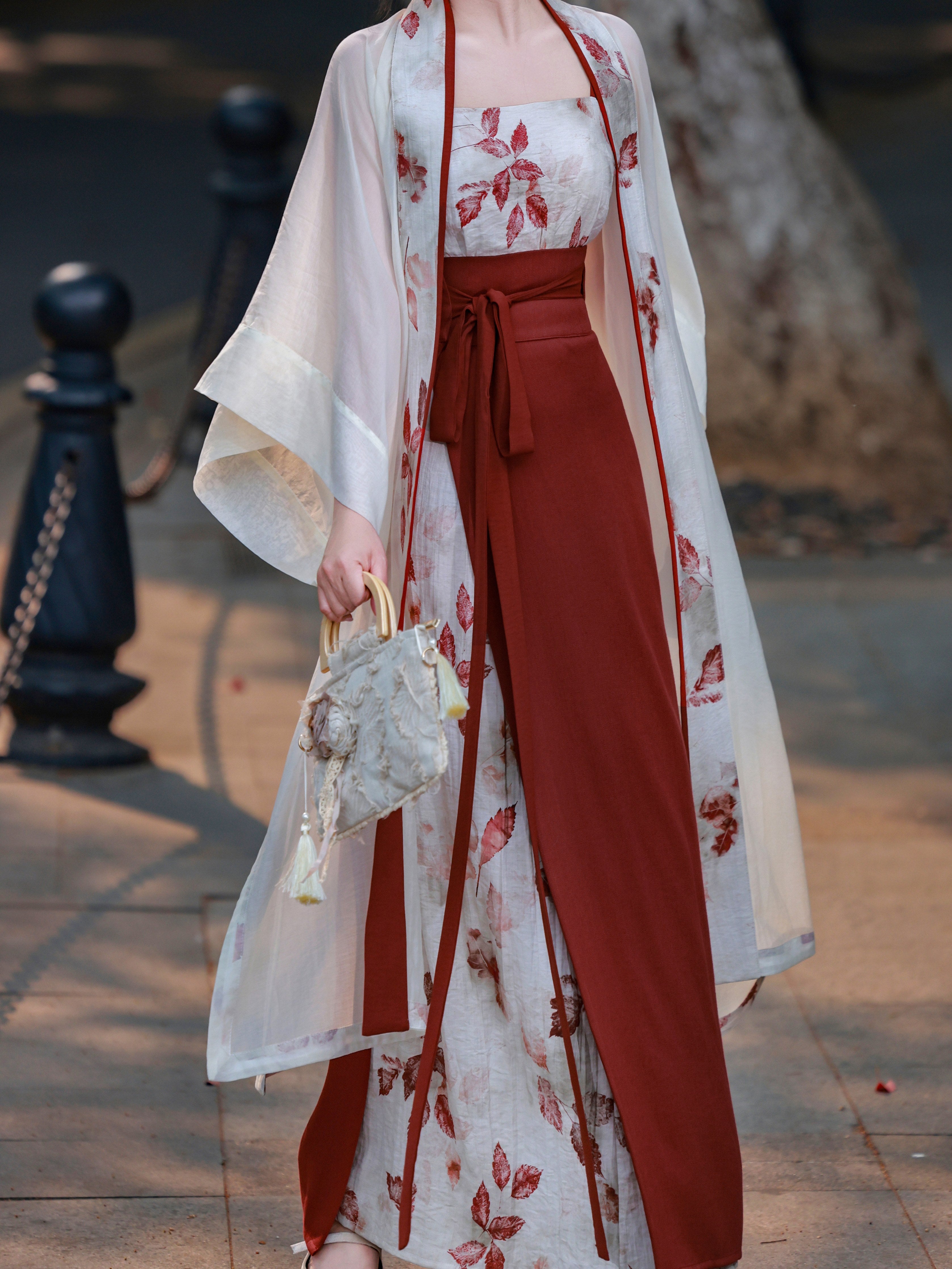 [Red Leaf] Dreamlike Orig. Song Hanfu Set - Changgan Temple-style Long Shirt & Darted Wrap Skirt, Modern Daily Bright Set