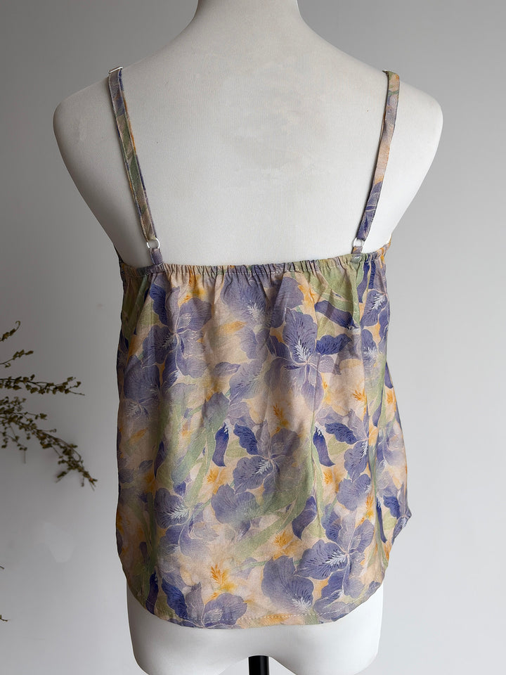 Dark Sleeve Fragrance【Iris】Hanfu Women Song Style Rayon Camisole, Cutout & Padding Addable