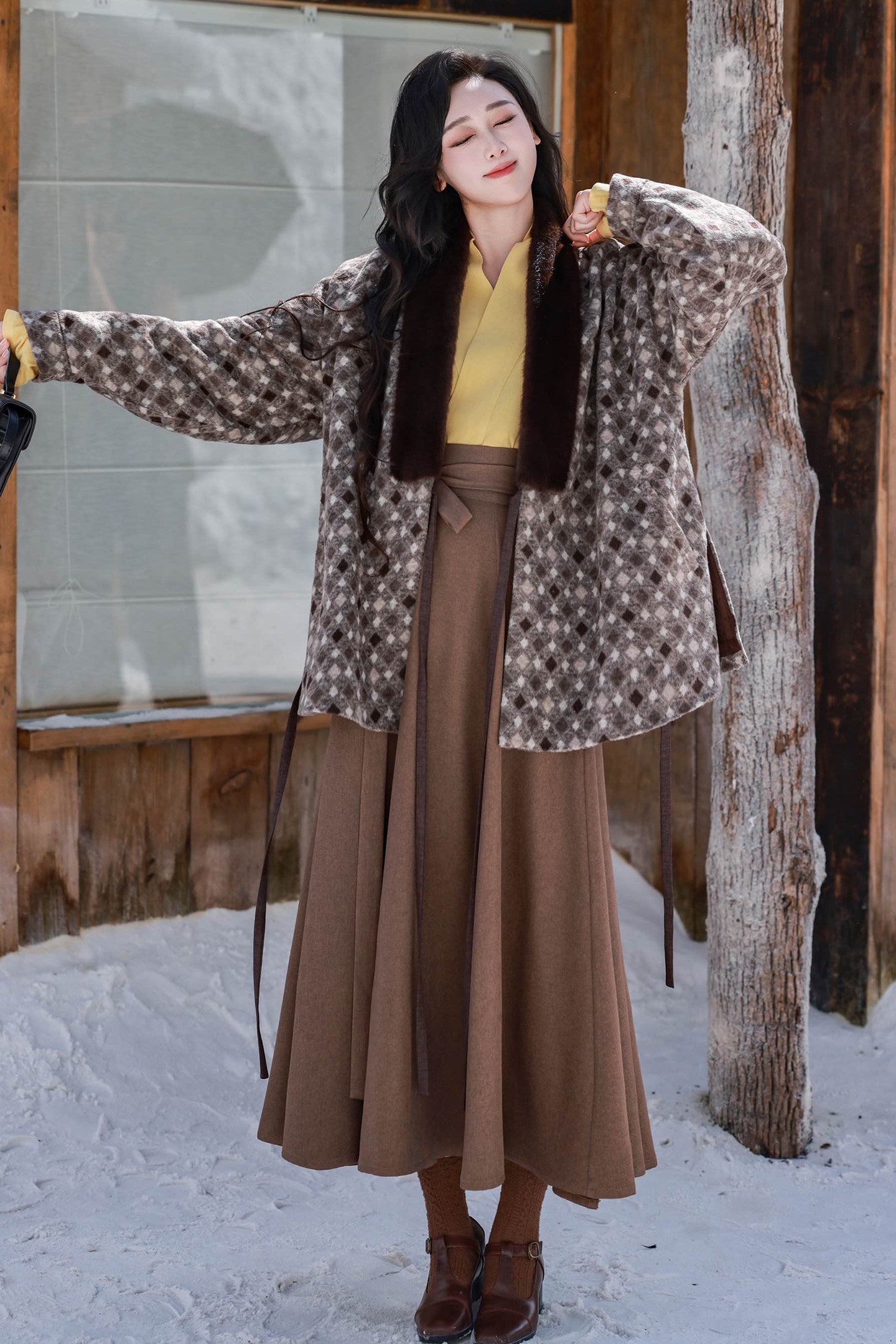 Nimeng Guofeng [Raw Coconut & Dark Chocolate] Original Ming-style Fleece-lined Reversible Pocketed Cross-collar & Song-style Flying Sleeve & Patchwork Skirt Daily Set