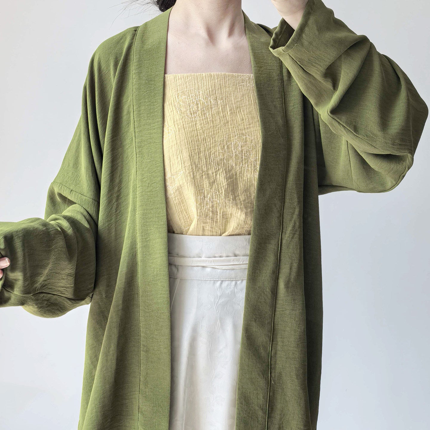 Anxiu Yingxiang [Avocado] Song-Style Plane Sleeve Top & Eight-Piece Skirt, Daily Commute