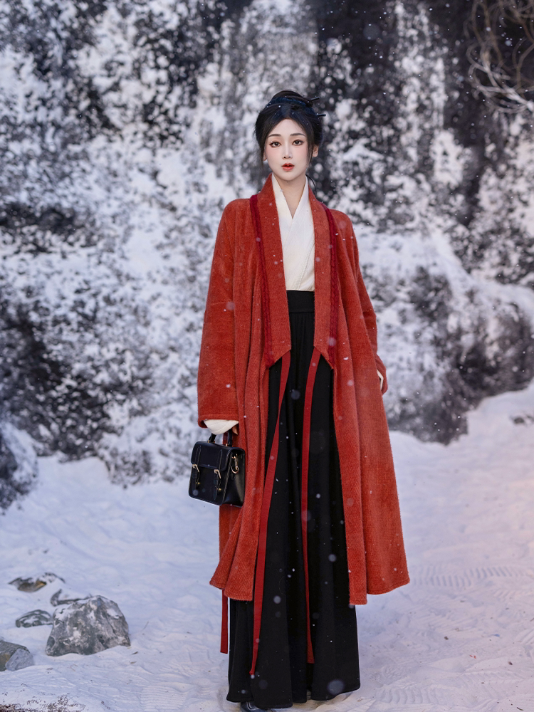 Dreamlike Beauty Modern Ruqun-Inspired Long Top & Song-Style Pants, Batwing Sleeves, Knit Hanfu-Inspired Outfit for Fall & Winter Daily Wear, Easy to Match