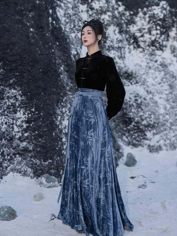 Nimeng Xuezhu Multicolor Basic Velvet Ruffle Skirt, 4.5m Hem, Spring/Fall/Winter, Versatile, Scarlett Green, Peacock Blue, Orange Red