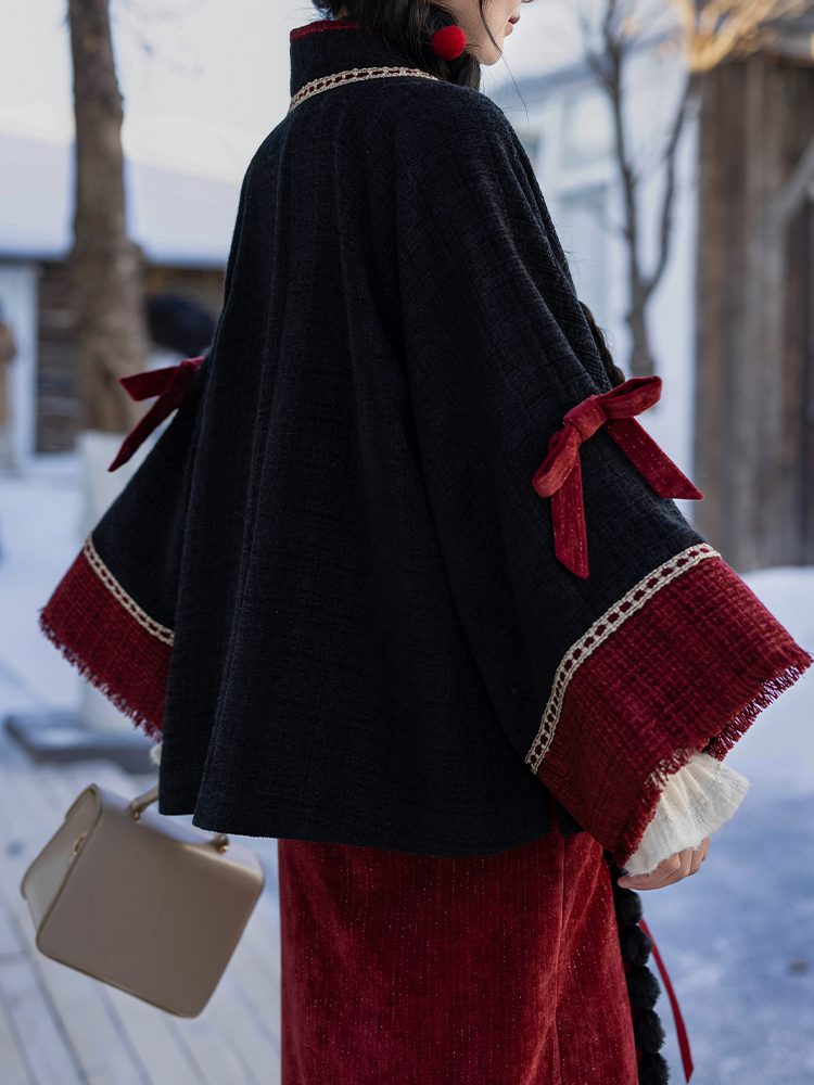 Dream Serenade Original Chinese-Inspired Vest Skirt Cardigan, Fall/Winter Lace Layering Piece, Chic Tweed Style