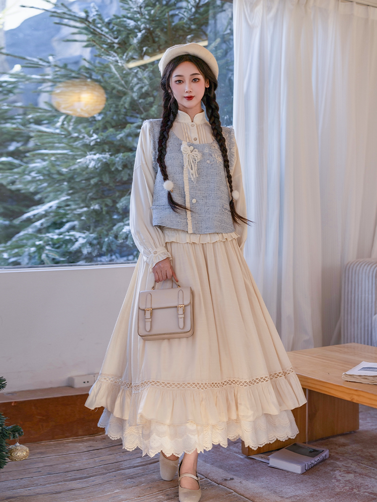 Dreamy Sea Salt Magnolia Forest-Style Lace Tiered Skirt, Fresh Everyday Shirt & Embroidered Vest, Elegant Original Design