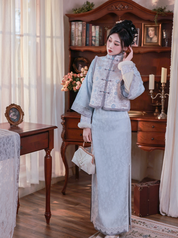 Snowy Dream Original Modern Qipao with Wide Sleeves, Faux Song Brocade Vest, Cool Blue-Gray Lace, Spring/Fall Style