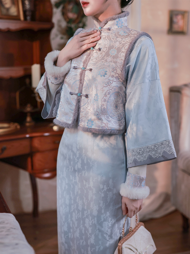 Snowy Dream Original Modern Qipao with Wide Sleeves, Faux Song Brocade Vest, Cool Blue-Gray Lace, Spring/Fall Style