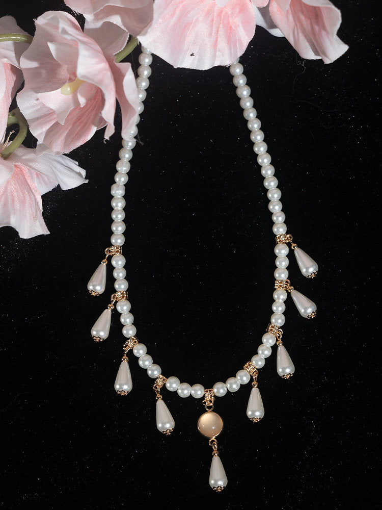 Dreamy Faux Pearl Vintage Necklace for Women, Glass Fairy Pendant, Hanfu Accessory, Soft Ming-Style Beaded Necklace