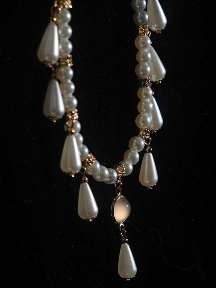 Dreamy Faux Pearl Vintage Necklace for Women, Glass Fairy Pendant, Hanfu Accessory, Soft Ming-Style Beaded Necklace