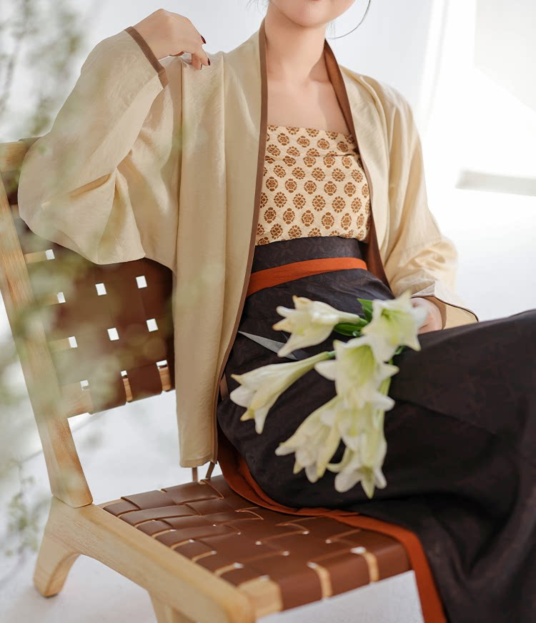 Ni Meng Dao Hua Xiang Original Song-style Hanfu Airplane Sleeves Song Vest Twirl Skirt Spring&Autumn Vintage Daily Commute Set for Women
