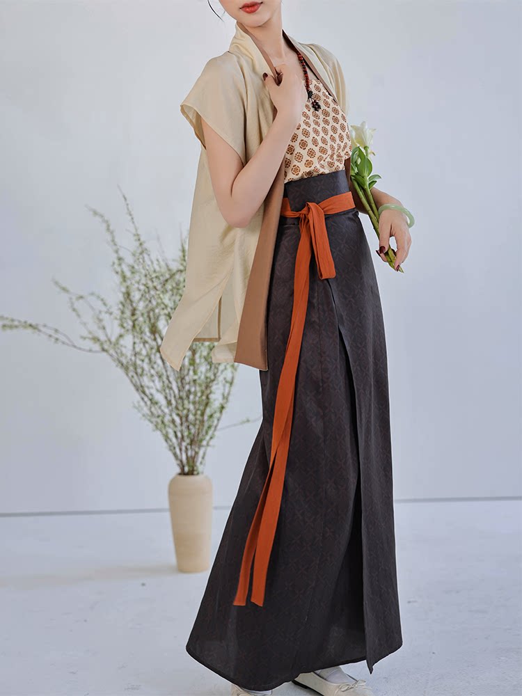 Ni Meng Dao Hua Xiang Original Song-style Hanfu Airplane Sleeves Song Vest Twirl Skirt Spring&Autumn Vintage Daily Commute Set for Women
