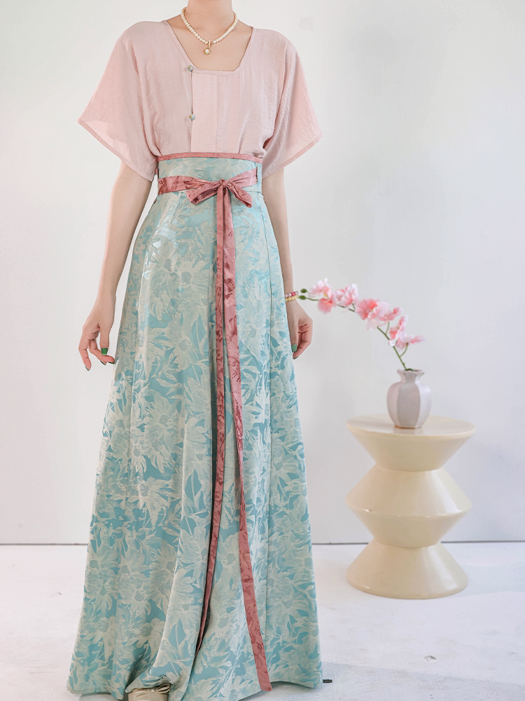 Dreamy Celadon Tie-Dye Short-Sleeve Tang Hanfu Set, Half-Sleeve Top & Split Skirt, Spring/Summer Daily Wear & Workwear