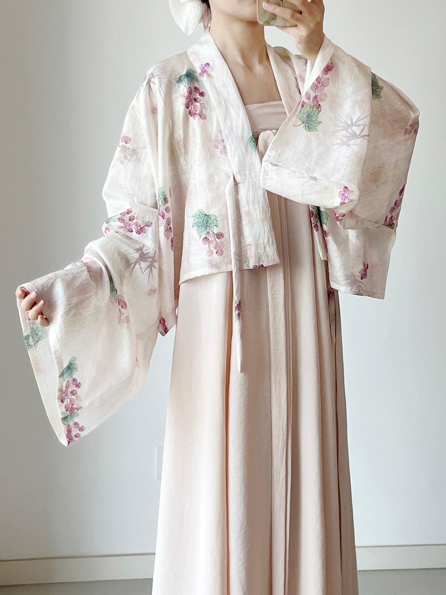 Dark Sleeve Fragrance [Little Grape] Hanfu Women Tang Style Famen Temple Short Top Solid Color Chest-high 8-panel Skirt Daily Commute