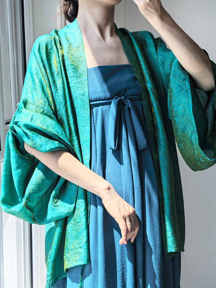 Anxiu Yingxiang [Yu Xia] Rayon Iridescent Modified N. Dynasty Pleated Dress, Daily Commute