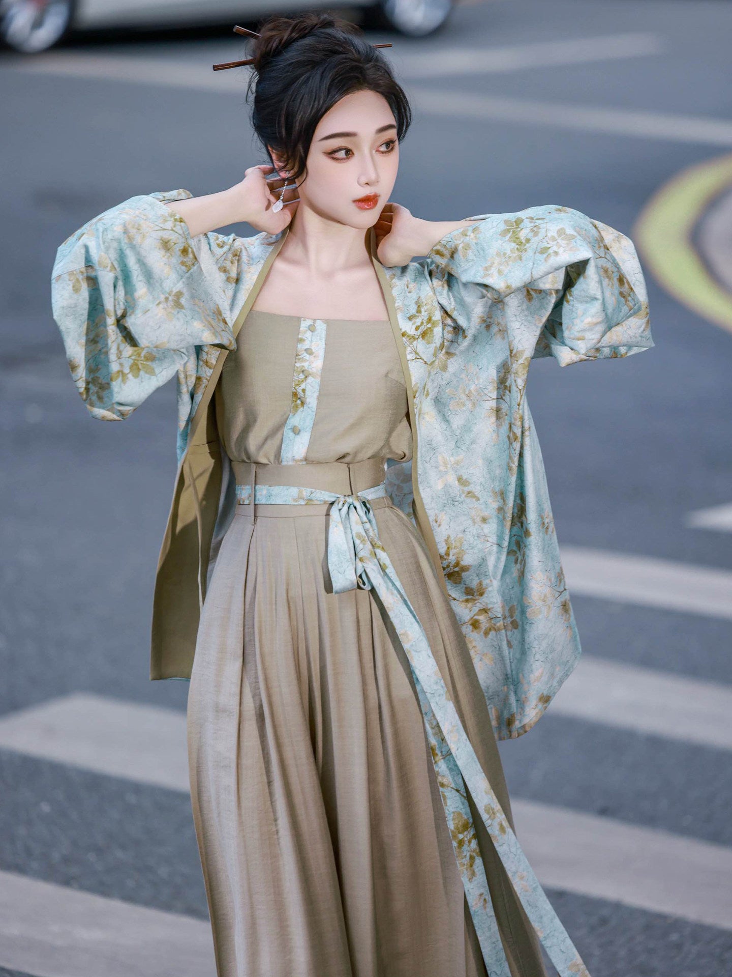 Nimeng Huaqing Original Pleated Top & Camisole & Modified Song-Style Pants Vintage Retro Daily Commute Set Spring/Autumn