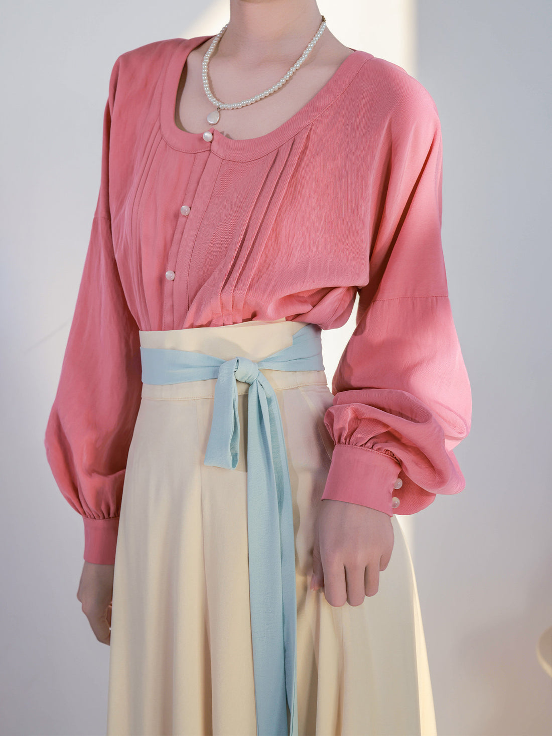 Nimeng Qiufen Original Chinese-style Daily Hanfu, Multi-color V-neck Blouse & Wrap 10-panel Skirt, Tang-style New Chinese