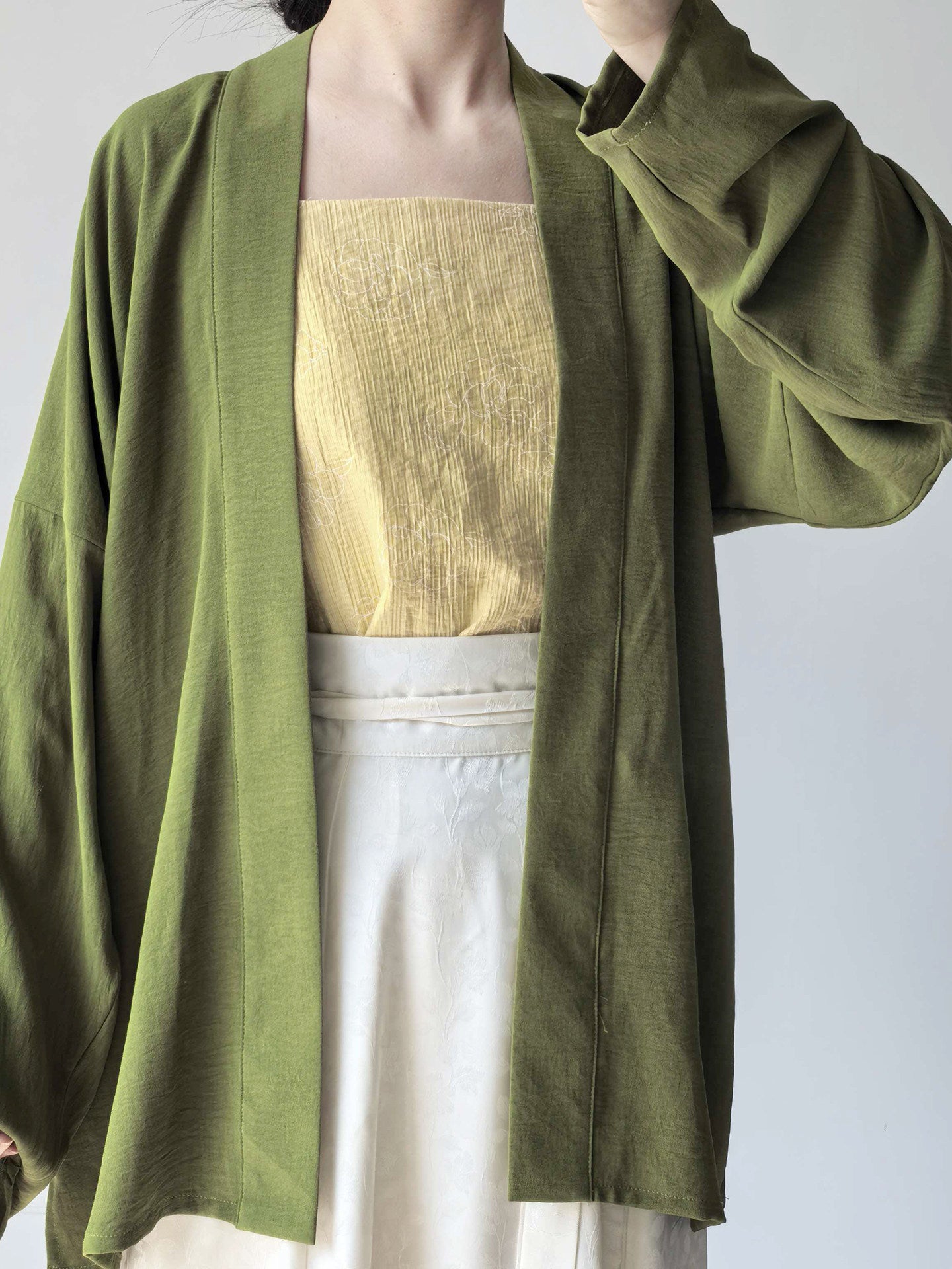 Anxiu Yingxiang [Avocado] Song-Style Plane Sleeve Top & Eight-Piece Skirt, Daily Commute