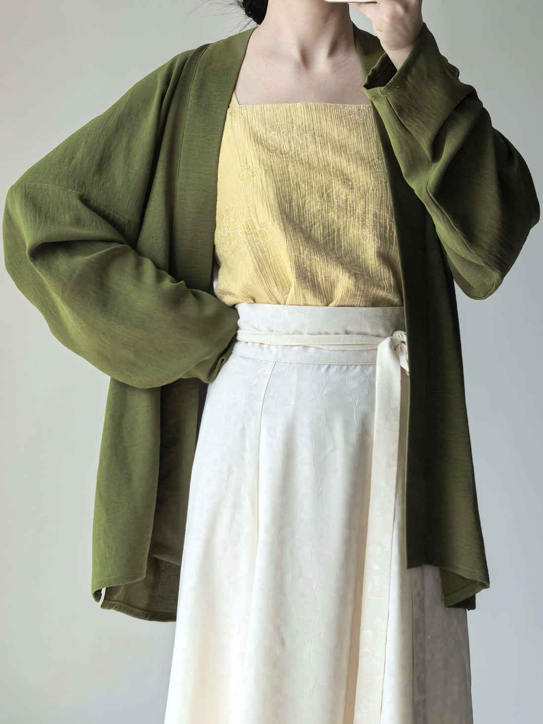 Anxiu Yingxiang [Avocado] Song-Style Plane Sleeve Top & Eight-Piece Skirt, Daily Commute