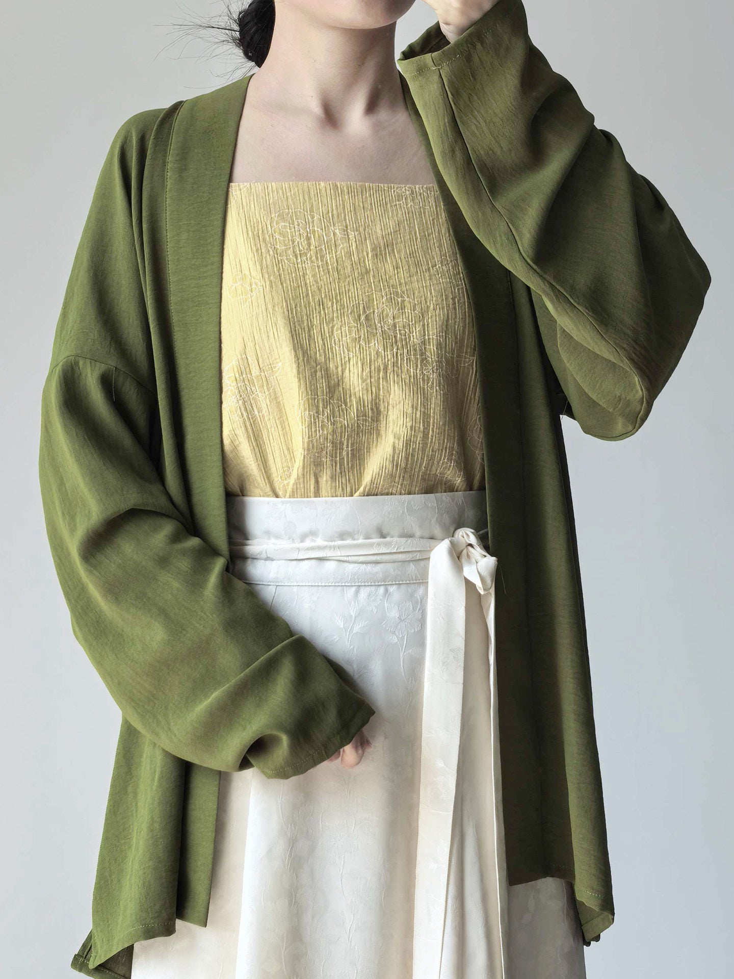Anxiu Yingxiang [Avocado] Song-Style Plane Sleeve Top & Eight-Piece Skirt, Daily Commute