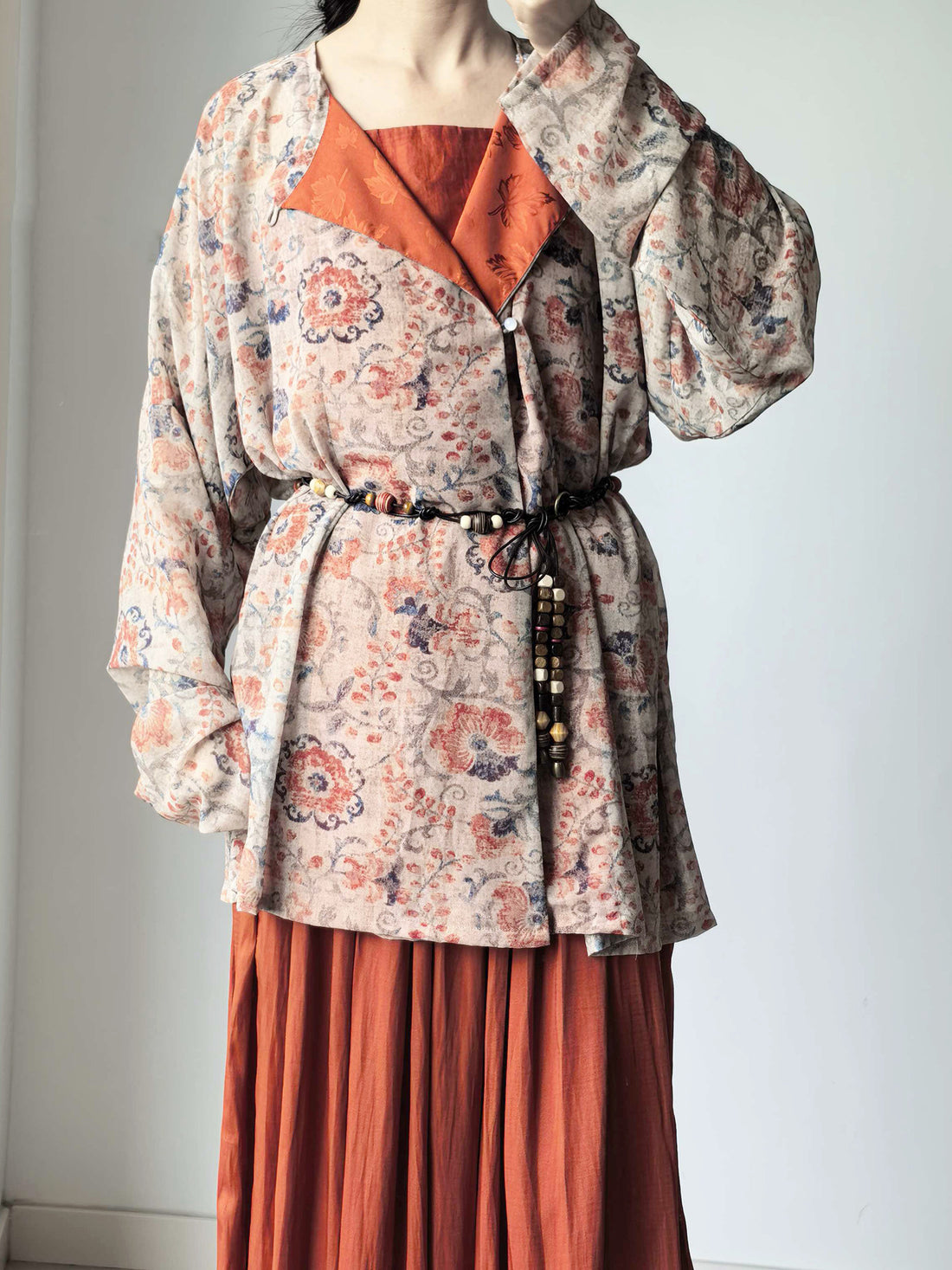 Dark Sleeve Fragrance [Dunhuang Round-collar] Hanfu Women's Modified Round-collar Robe & Mid-Len Bloomers for Daily Commute