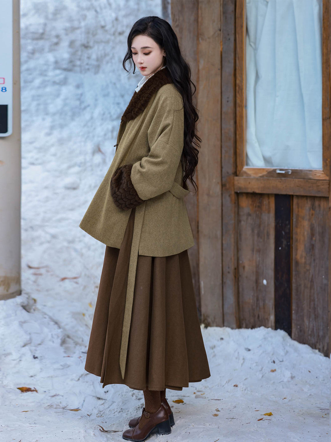 Nimeng Guofeng [Winter Sound] Original Wool Han Tang-style Fleece-Lined Short Cape Coat & Shorts, A/W Commute