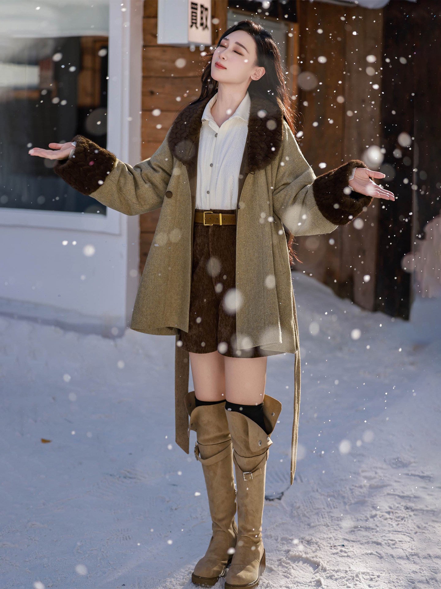 Nimeng Guofeng [Winter Sound] Original Wool Han Tang-style Fleece-Lined Short Cape Coat & Shorts, A/W Commute