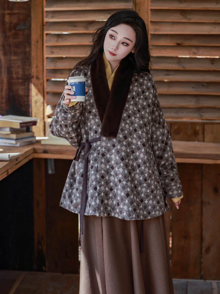 Nimeng Guofeng [Raw Coconut & Dark Chocolate] Original Ming-style Fleece-lined Reversible Pocketed Cross-collar & Song-style Flying Sleeve & Patchwork Skirt Daily Set