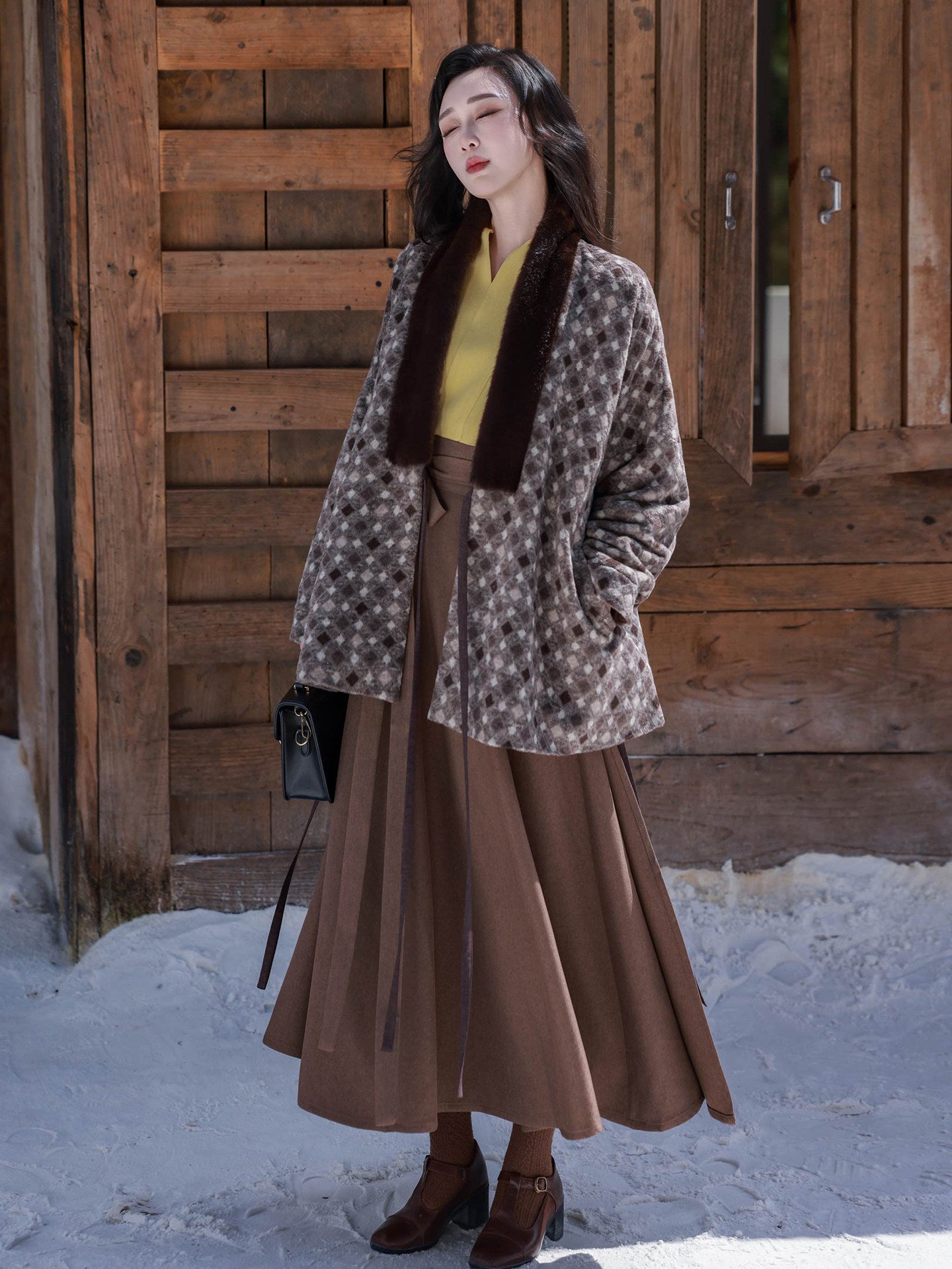 Nimeng Guofeng [Raw Coconut & Dark Chocolate] Original Ming-style Fleece-lined Reversible Pocketed Cross-collar & Song-style Flying Sleeve & Patchwork Skirt Daily Set