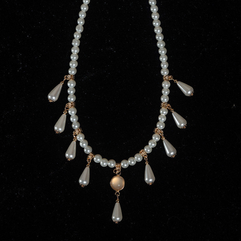 Dreamy Faux Pearl Vintage Necklace for Women, Glass Fairy Pendant, Hanfu Accessory, Soft Ming-Style Beaded Necklace