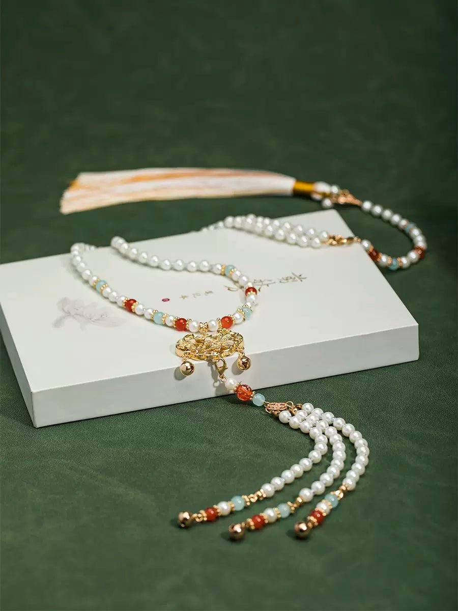 Beautiful Silk Fabrics Are Locked In Smoke|Hanfu Matching Jewelryhan fu Chinese han fu hanfu male tang dynasty clothes chinese hanfu tang dynasty outfits traditiona hanfu dress chinese hanfu chinese style dress dress fashion cheongsam dress q