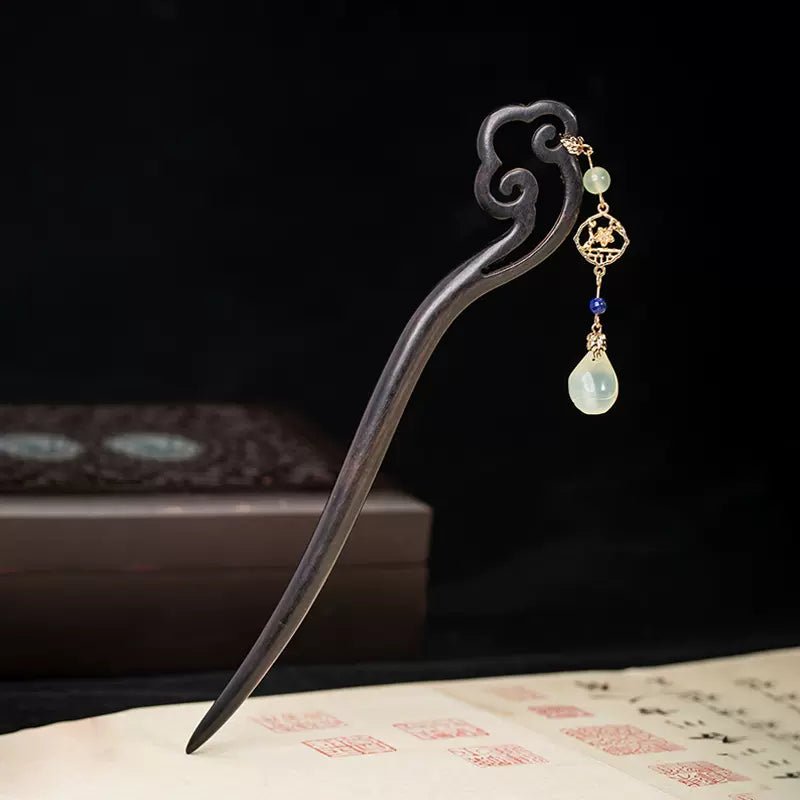 Beautiful Silk Fabrics Are Locked In Smoke|Hanfu Matching Jewelryhan fu Chinese han fu hanfu male tang dynasty clothes chinese hanfu tang dynasty outfits traditiona hanfu dress chinese hanfu chinese style dress dress fashion cheongsam dress q