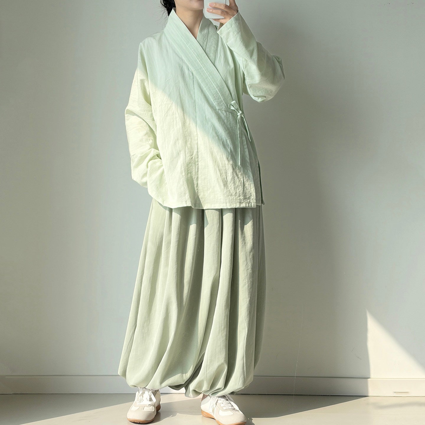 Dark Sleeve Fragrance Ming-style Cross-collar Hanfu Narrow-sleeve Short Top, Solid Cotton, Horizontal Collar, Long Sleeves, Daily Commute & Work