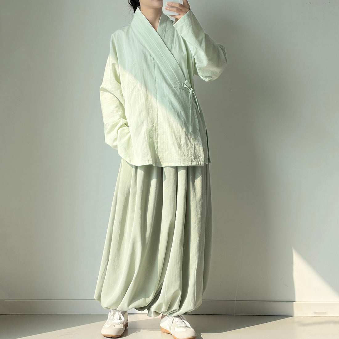 Dark Sleeve Fragrance Ming-style Cross-collar Hanfu Narrow-sleeve Short Top, Solid Cotton, Horizontal Collar, Long Sleeves, Daily Commute & Work