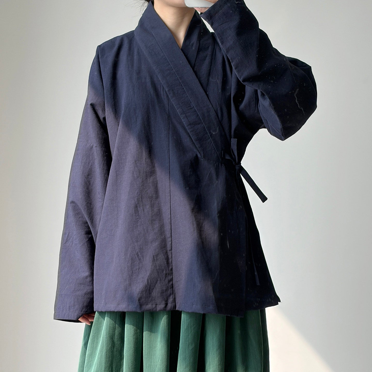 Dark Sleeve Fragrance Ming-style Cross-collar Hanfu Narrow-sleeve Short Top, Solid Cotton, Horizontal Collar, Long Sleeves, Daily Commute & Work