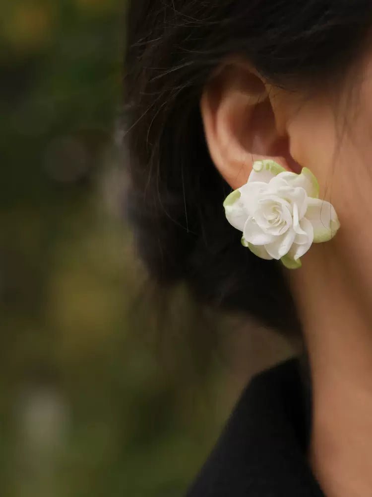 Cold Gardenia|Hanfu Matching Earringshan fu Chinese han fu hanfu male tang dynasty clothes chinese hanfu tang dynasty outfits traditiona hanfu dress chinese hanfu chinese style dress dress fashion cheongsam dress q