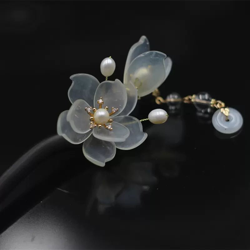 Ebony Handmade Jade Hairpin Flower|Bu Yao(步摇)han fu Chinese han fu hanfu male tang dynasty clothes chinese hanfu tang dynasty outfits traditiona hanfu dress chinese hanfu chinese style dress dress fashion cheongsam dress q