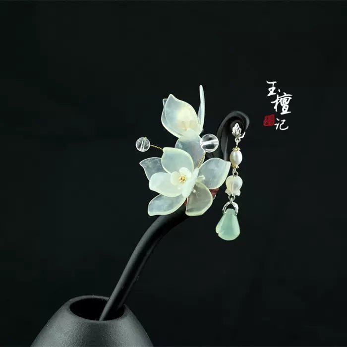 Ebony Handmade Jade Hairpin Flower|Bu Yao(步摇)han fu Chinese han fu hanfu male tang dynasty clothes chinese hanfu tang dynasty outfits traditiona hanfu dress chinese hanfu chinese style dress dress fashion cheongsam dress q