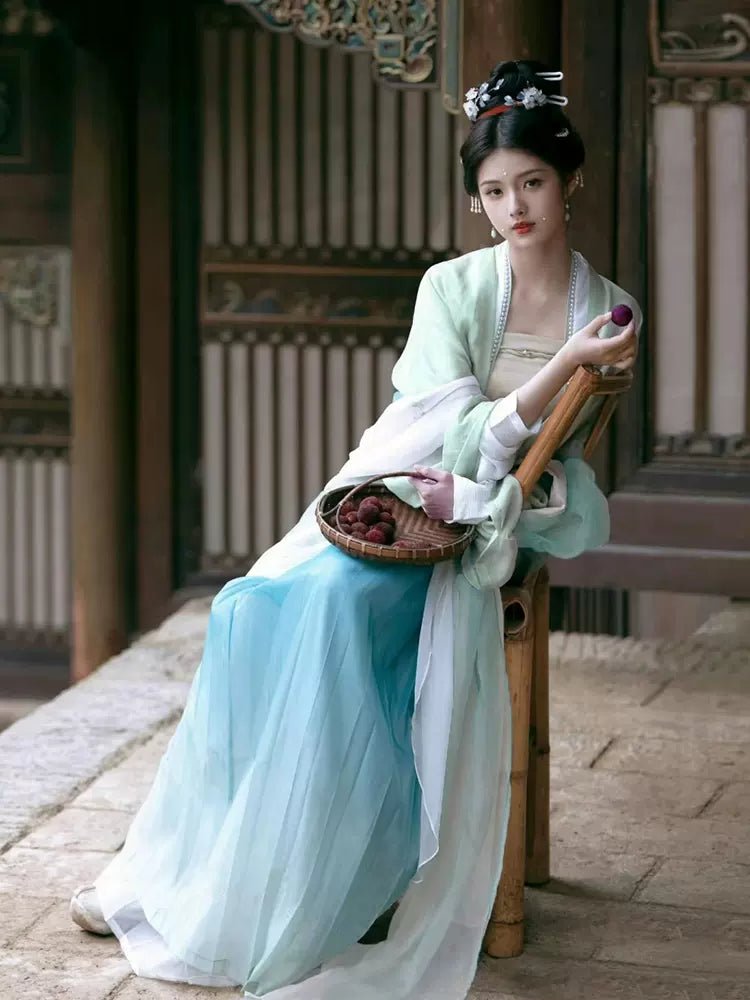 【Hanfu】 Tranquil Jade Elegance | Song Chest - length skirthan fu Chinese han fu hanfu male tang dynasty clothes chinese hanfu tang dynasty outfits traditiona hanfu dress chinese hanfu chinese style dress dress fashion cheongsam dress q