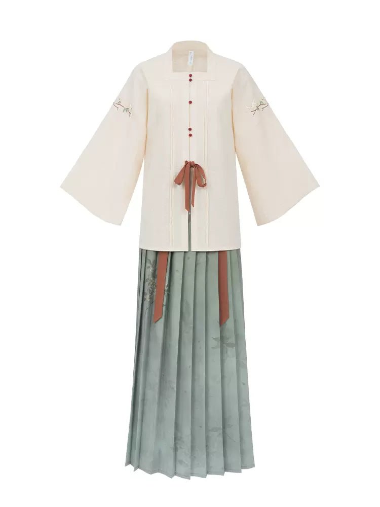 【Hanfu】Autumn Wind and Flowing Sleeves | Modern Style Hanfu & Mamian skirthan fu Chinese han fu hanfu male tang dynasty clothes chinese hanfu tang dynasty outfits traditiona hanfu dress chinese hanfu chinese style dress dress fashion cheongsam dress q
