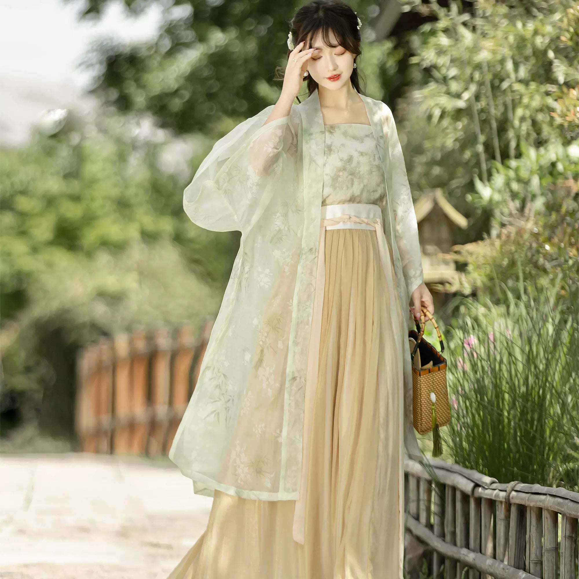 【Hanfu】Blissful Garden Charm | Song Chest - length skirthan fu Chinese han fu hanfu male tang dynasty clothes chinese hanfu tang dynasty outfits traditiona hanfu dress chinese hanfu chinese style dress dress fashion cheongsam dress q