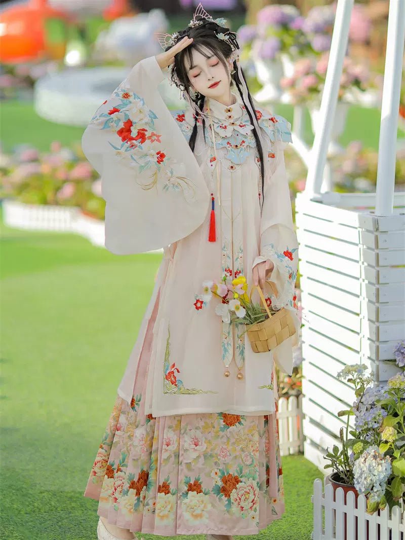 【Hanfu】Blooming Radiance | Ming Style Hanfuhan fu Chinese han fu hanfu male tang dynasty clothes chinese hanfu tang dynasty outfits traditiona hanfu dress chinese hanfu chinese style dress dress fashion cheongsam dress q