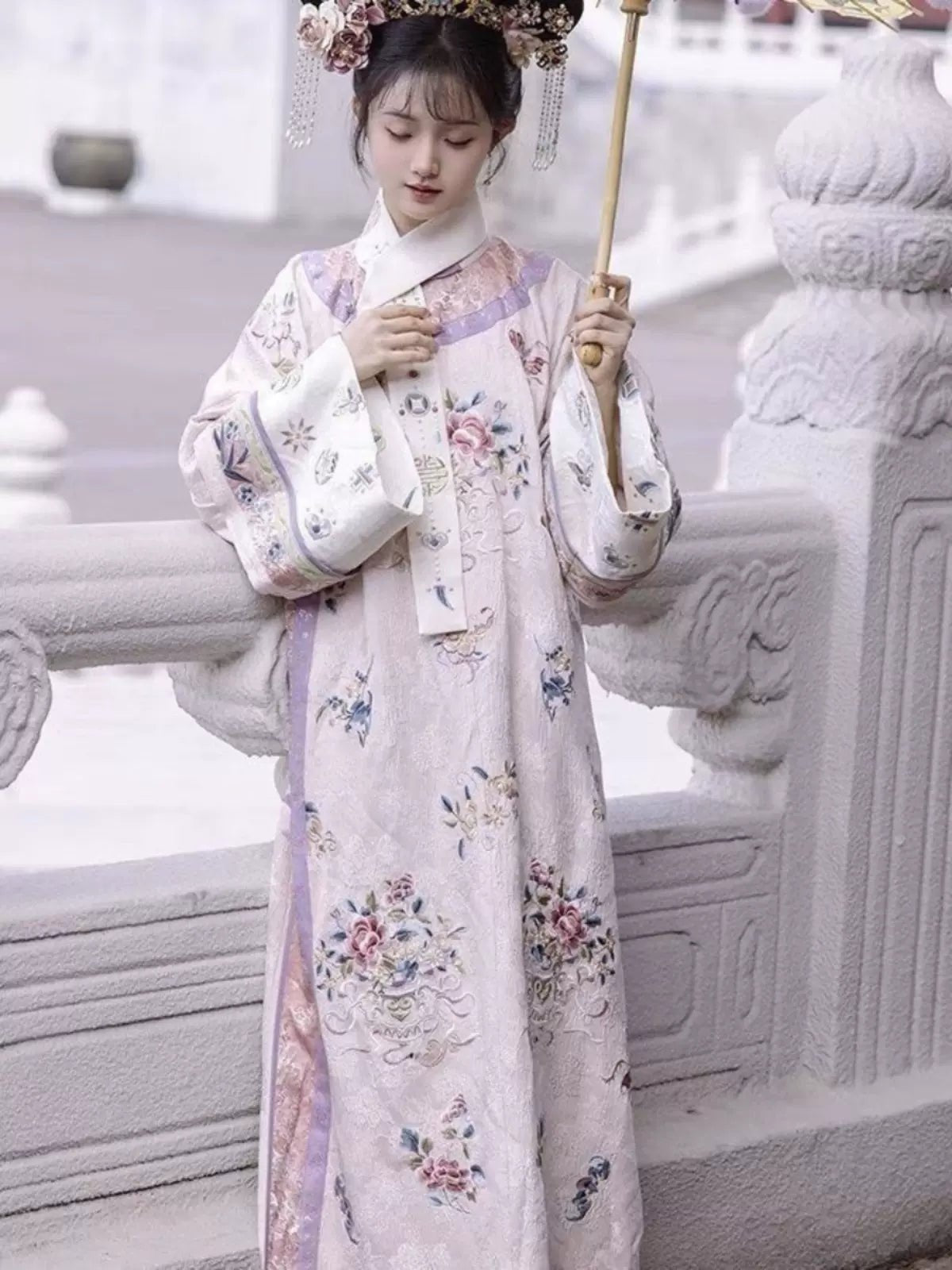 【Hanfu】Blossom Parasol Radiance | Qing Style Hanfuhan fu Chinese han fu hanfu male tang dynasty clothes chinese hanfu tang dynasty outfits traditiona hanfu dress chinese hanfu chinese style dress dress fashion cheongsam dress q