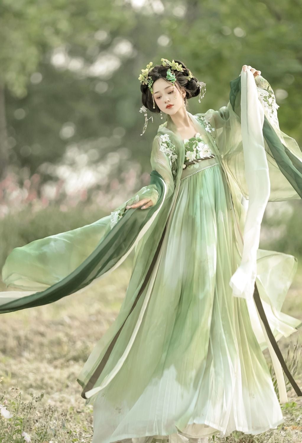 HanfuBlue and White Jade|Tang Chest-Length skirt - Hanrong hanfu chinese traditional clothes newmoondance nuwahanfu fashionhanfu newfanfu hanfustory HanfuBlue and White Jade|Tang Chest-Length skirt - Hanrong hanfu chinese traditional clothes newmoondance nuwahanfu fashionhanfu newfanfu hanfustory