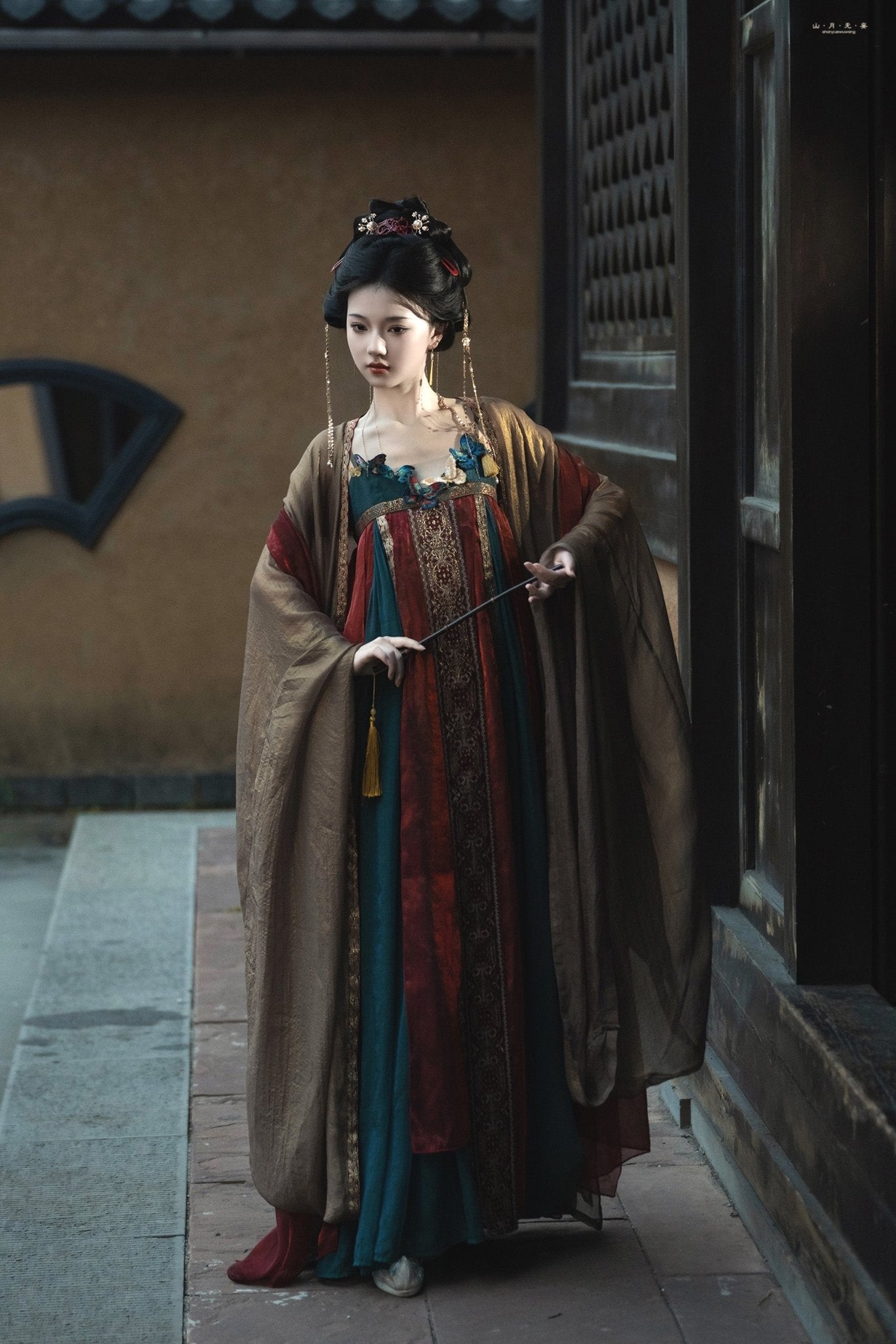 【Hanfu】Colored Glazed Feather|Tang Chest - Length skirthan fu Chinese han fu hanfu male tang dynasty clothes chinese hanfu tang dynasty outfits traditiona hanfu dress chinese hanfu chinese style dress dress fashion cheongsam dress q