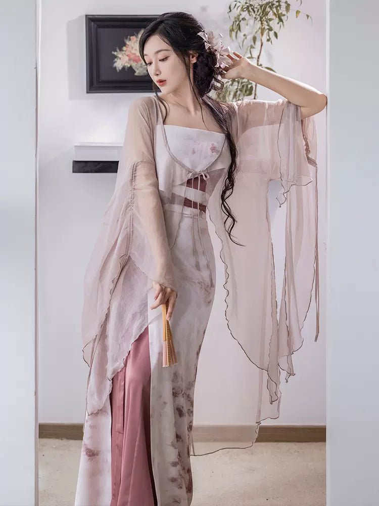 HanfuDreaming of rouge snow|New Chinese fairy cardigan set - Hanrong hanfu Chinese traditional clothes newmoondance nuwahanfu fashionhanfu newfanfu HanfuDreaming of rouge snow|New Chinese fairy cardigan set - Hanrong hanfu Chinese traditional clothes newmoondance nuwahanfu fashionhanfu newfanfu